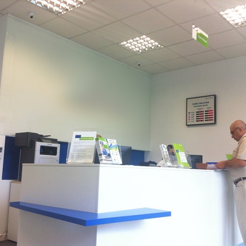 amenajari interioare sediu banca Volksbank Buzau